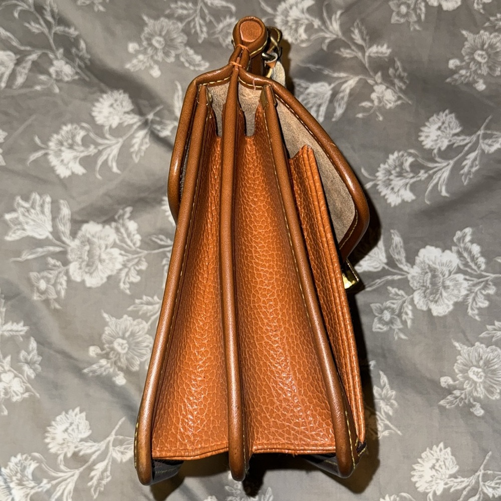 Dooney & Bourke All-Weather Leather Purse Bag - Picture 5 of 9